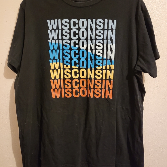 None Other - Black Graphic Tee with Multicolor Wisconsin Print Size Xl